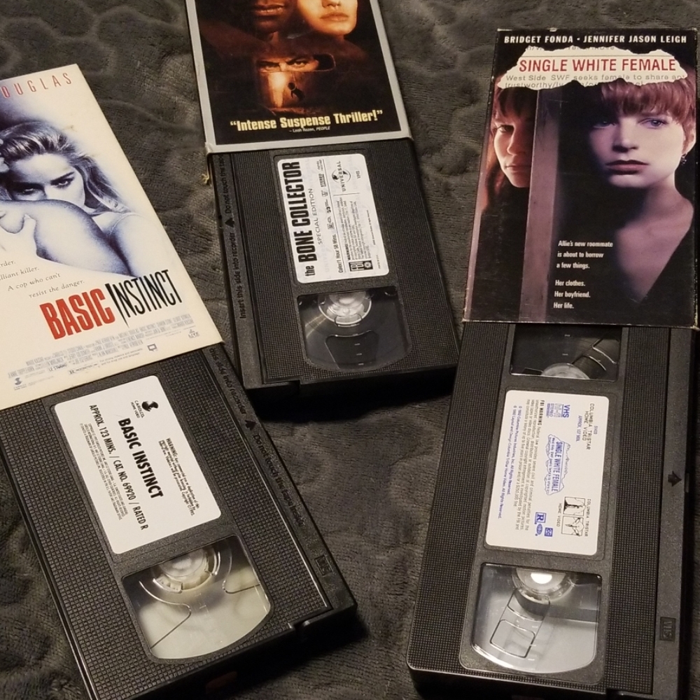 3 VHS Movies - Picture 3 of 3